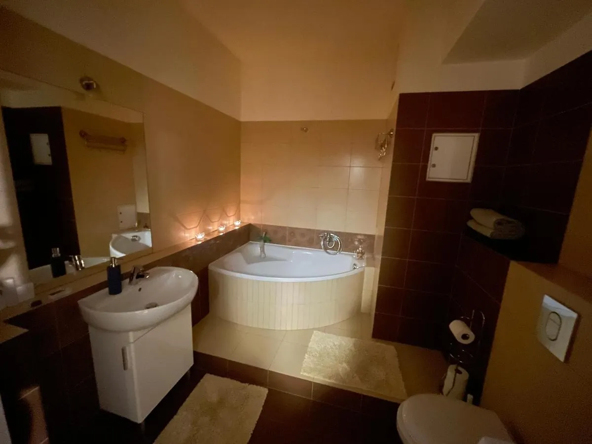 Triton Park Apartaments Varsovie 0*,  Pologne